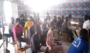 Vue d'une session d'atelier avec de nombreux participants